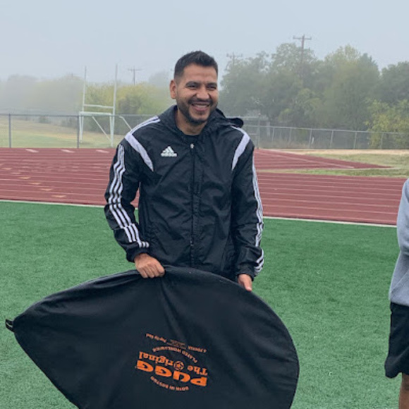 Meet your Posher, Roberto - Picture 1 of 1